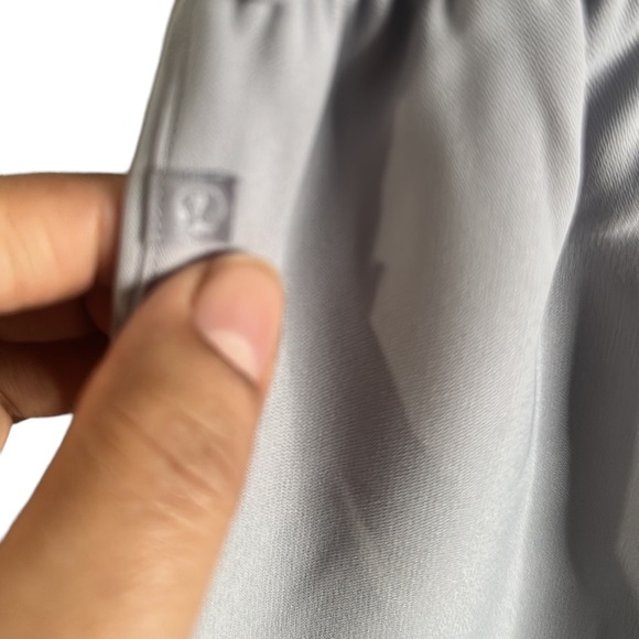 Lululemon gray crop wide leg pants size 4 - Picture 6 of 14